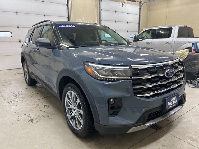New 2026 Ford Explorer Active w/ Active Comfort Package image 3