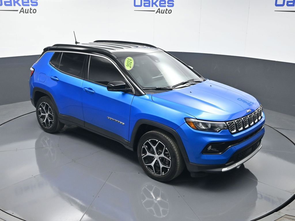 Used 2024 Jeep Compass Limited image 46