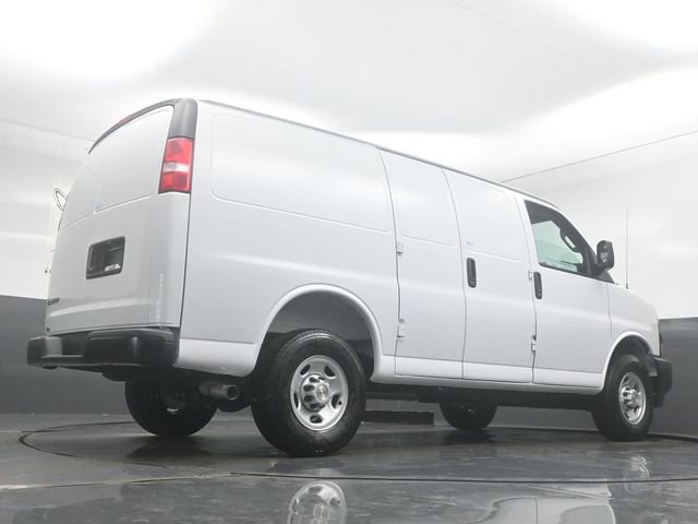 New 2026 Chevrolet Express 2500 image 11