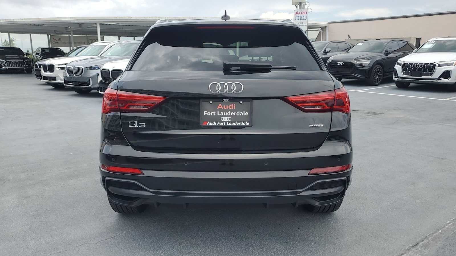 Certified 2022 Audi Q3 2.0T Premium w/ Convenience Package AWD/4WD image 5