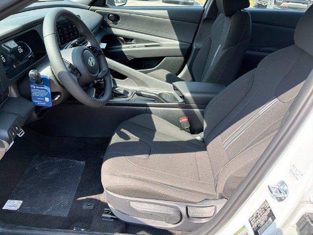 New 2026 Hyundai Elantra Sport FWD image 22
