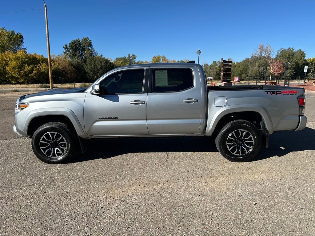 Used 2022 Toyota Tacoma 4x4 Double Cab image 6