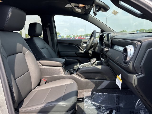 New 2026 Chevrolet Colorado LT w/ LT Convenience Package AWD/4WD image 22