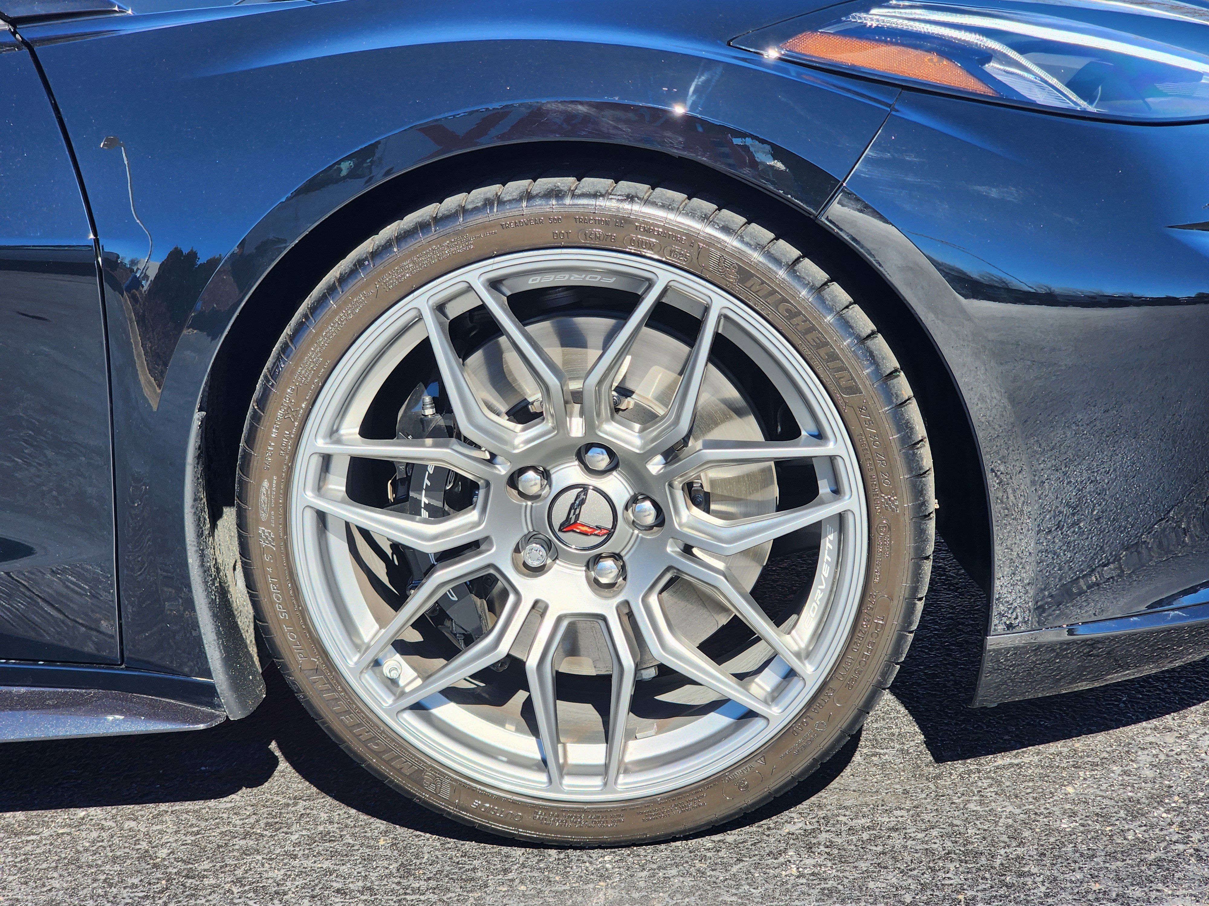 Used 2025 Chevrolet Corvette Z06 image 7