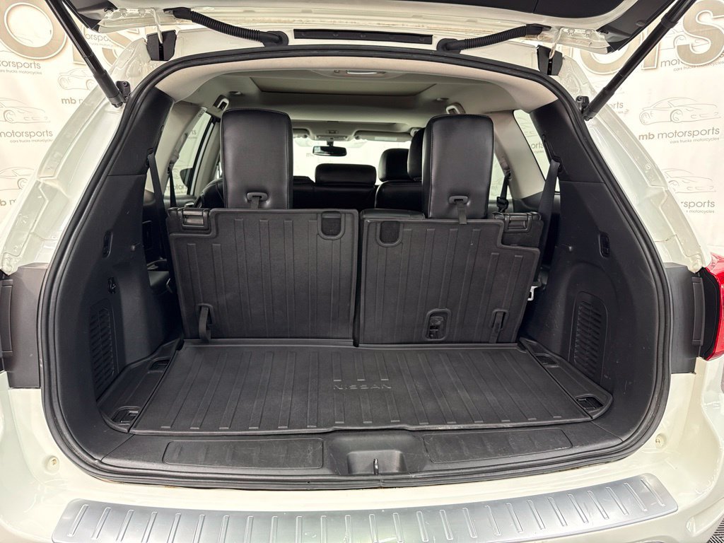 Used 2018 Nissan Pathfinder SL w/ SL Premium Package AWD/4WD image 6