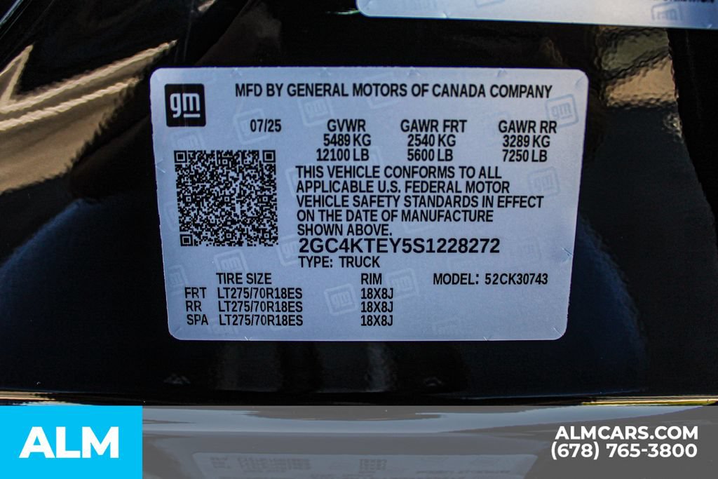 Used 2025 Chevrolet Silverado 3500 LT w/ Safety Package AWD/4WD image 38