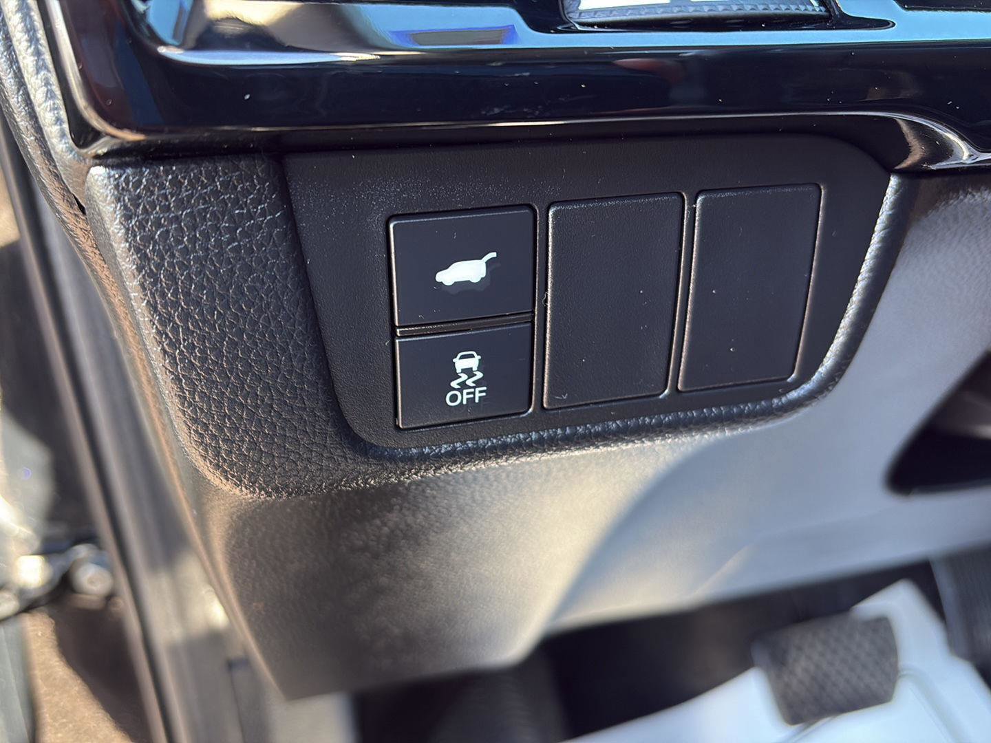 Used 2024 Honda CR-V EX-L image 10