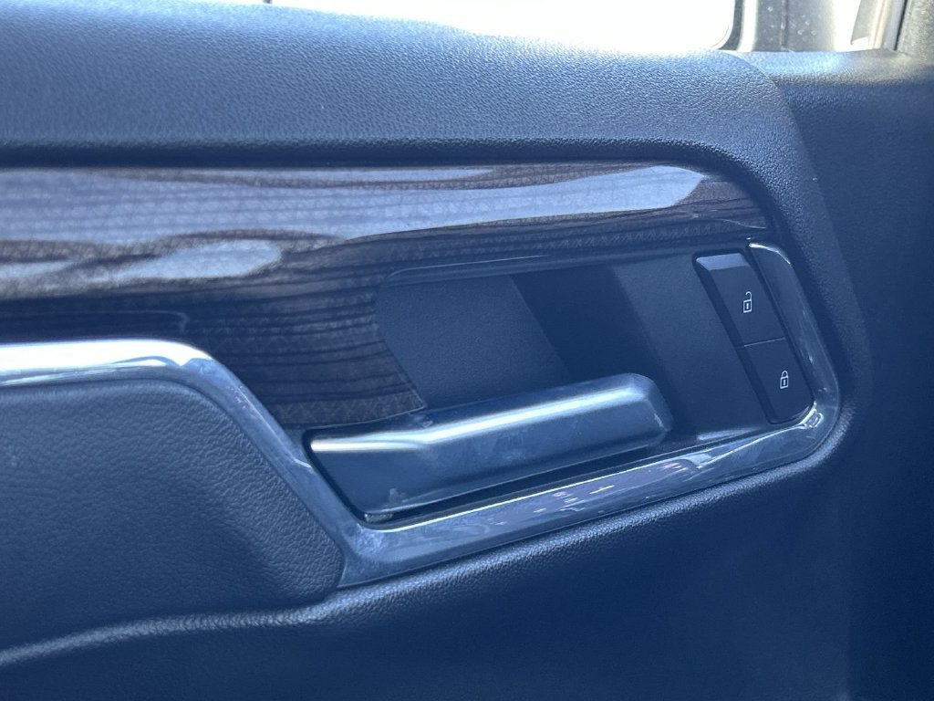 Certified 2026 Chevrolet Silverado 1500 LT RWD image 16