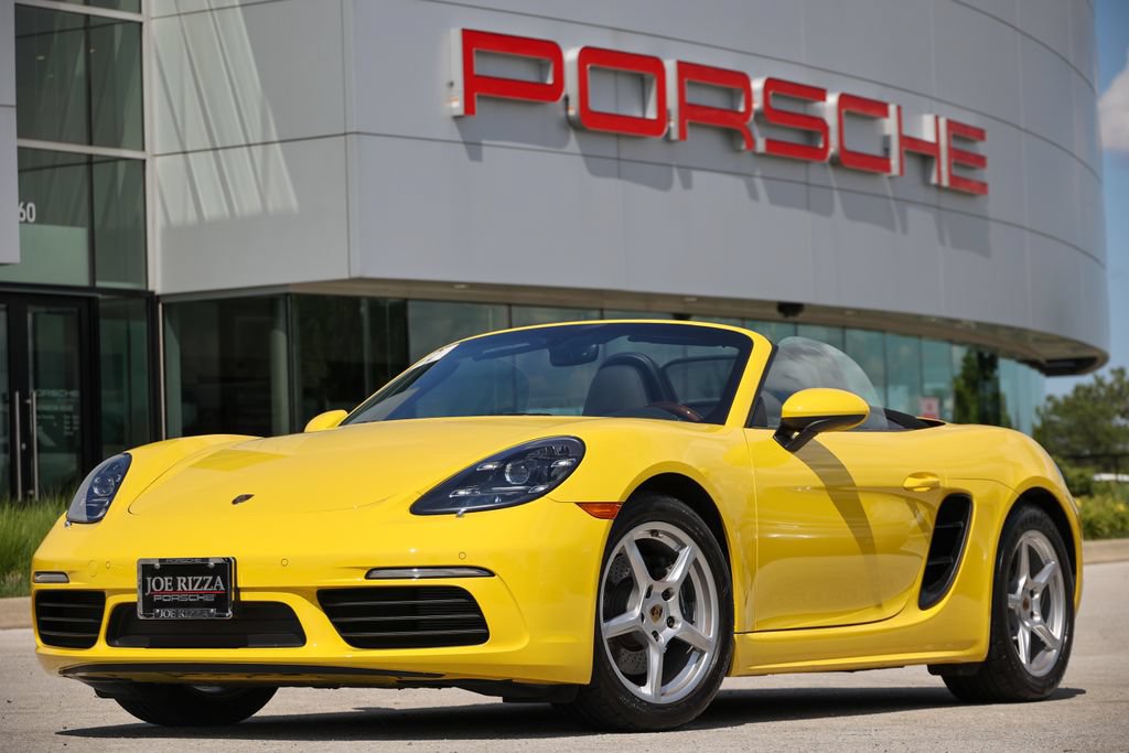 Certified 2024 Porsche 718 Boxster RWD image 31