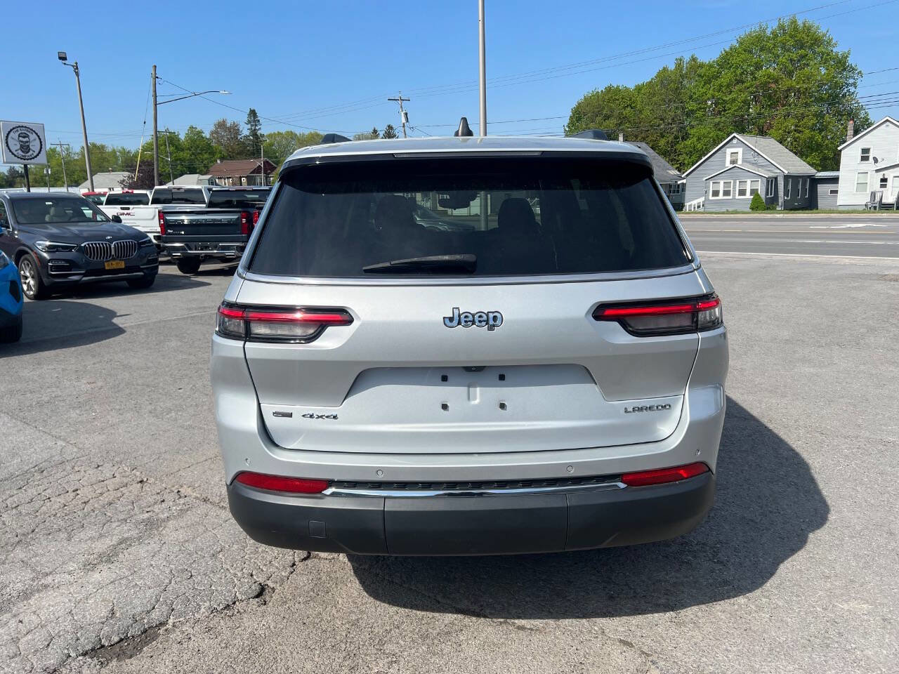 Used 2021 Jeep Grand Cherokee L Laredo w/ Luxury Tech Group I image 4