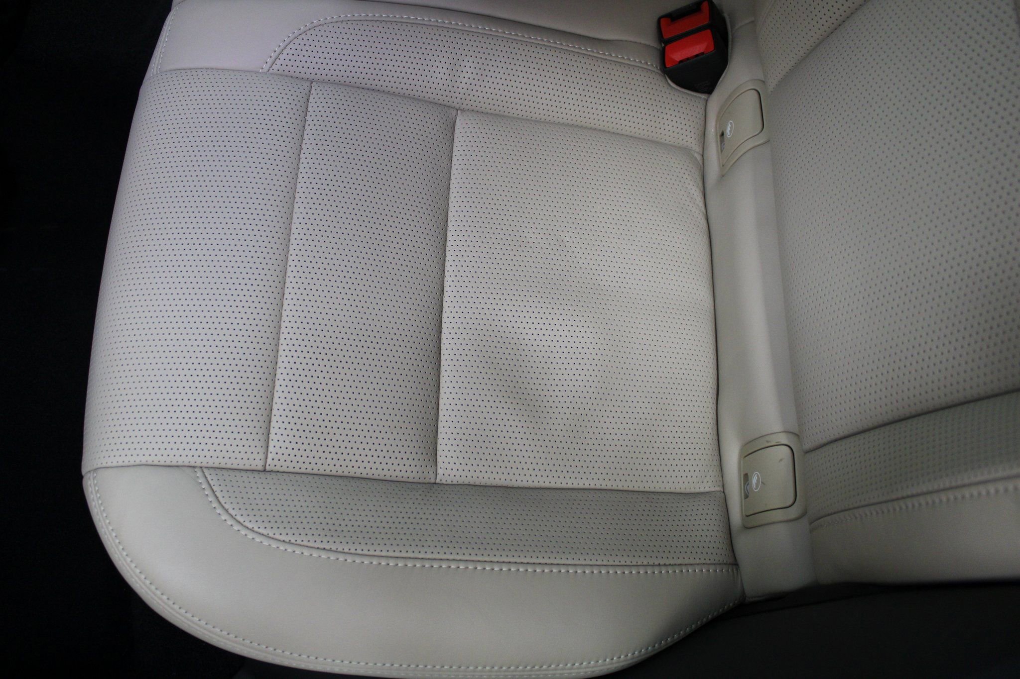 Used 2021 Polestar Polestar 2 image 24