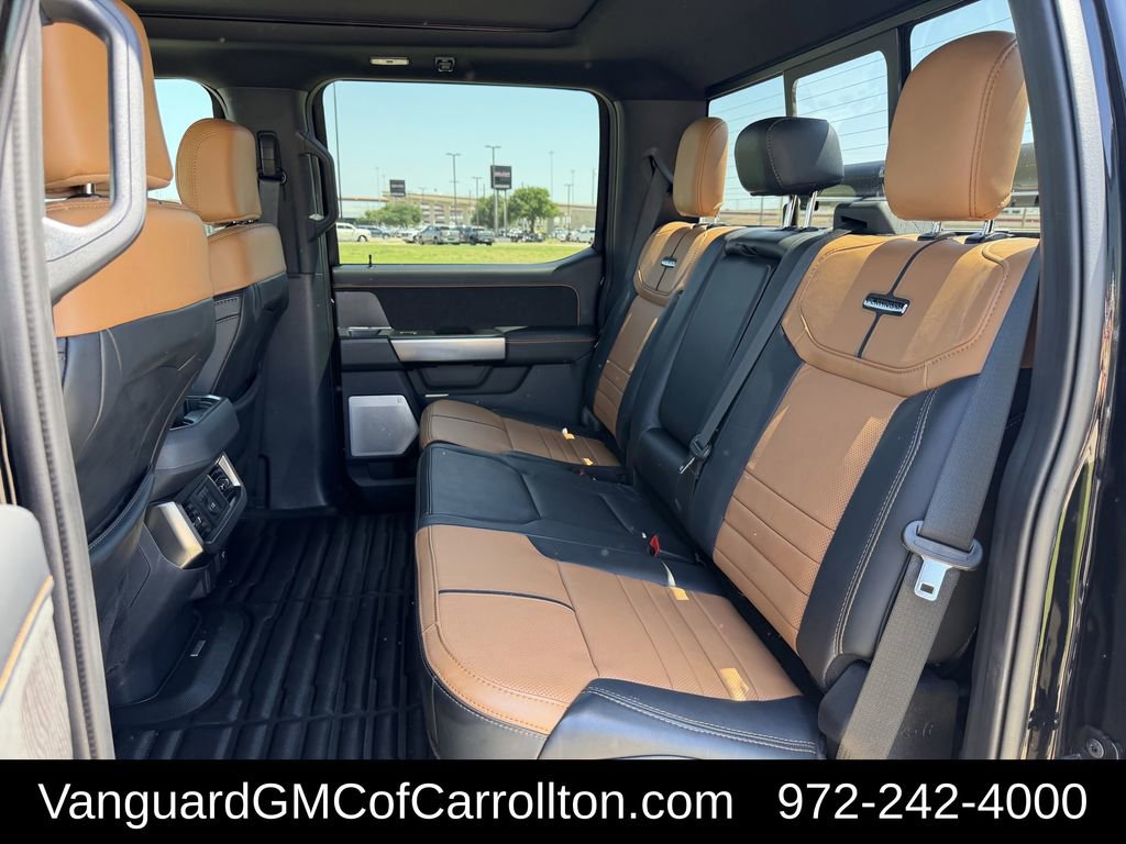 Used 2024 Ford F250 Platinum AWD/4WD image 33