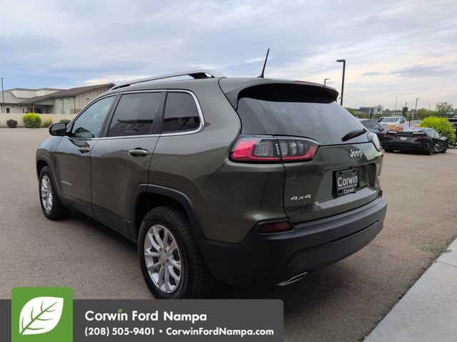 Used 2019 Jeep Cherokee Latitude w/ Cold Weather Group AWD/4WD image 5