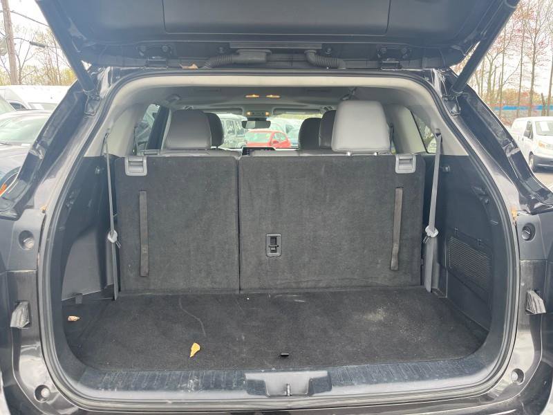 Used 2021 Toyota Highlander XLE image 7