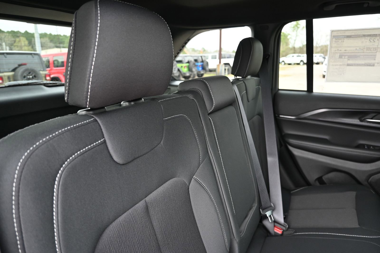 New 2026 Jeep Grand Cherokee Laredo image 21