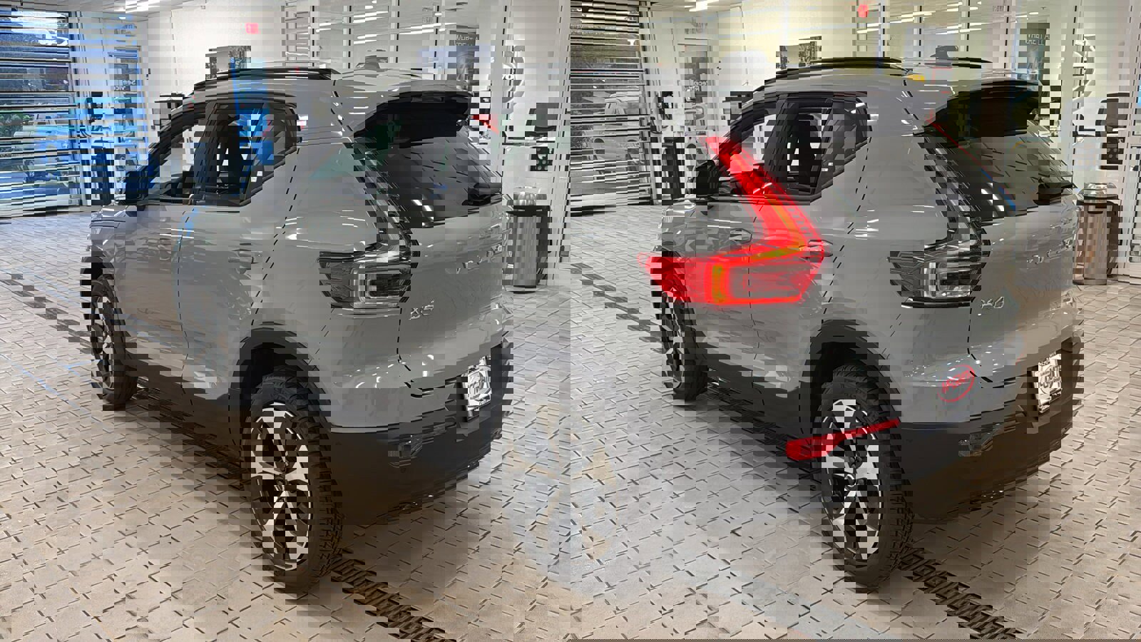 Used 2026 Volvo XC40 B5 Plus w/ Protection Package Premier image 7