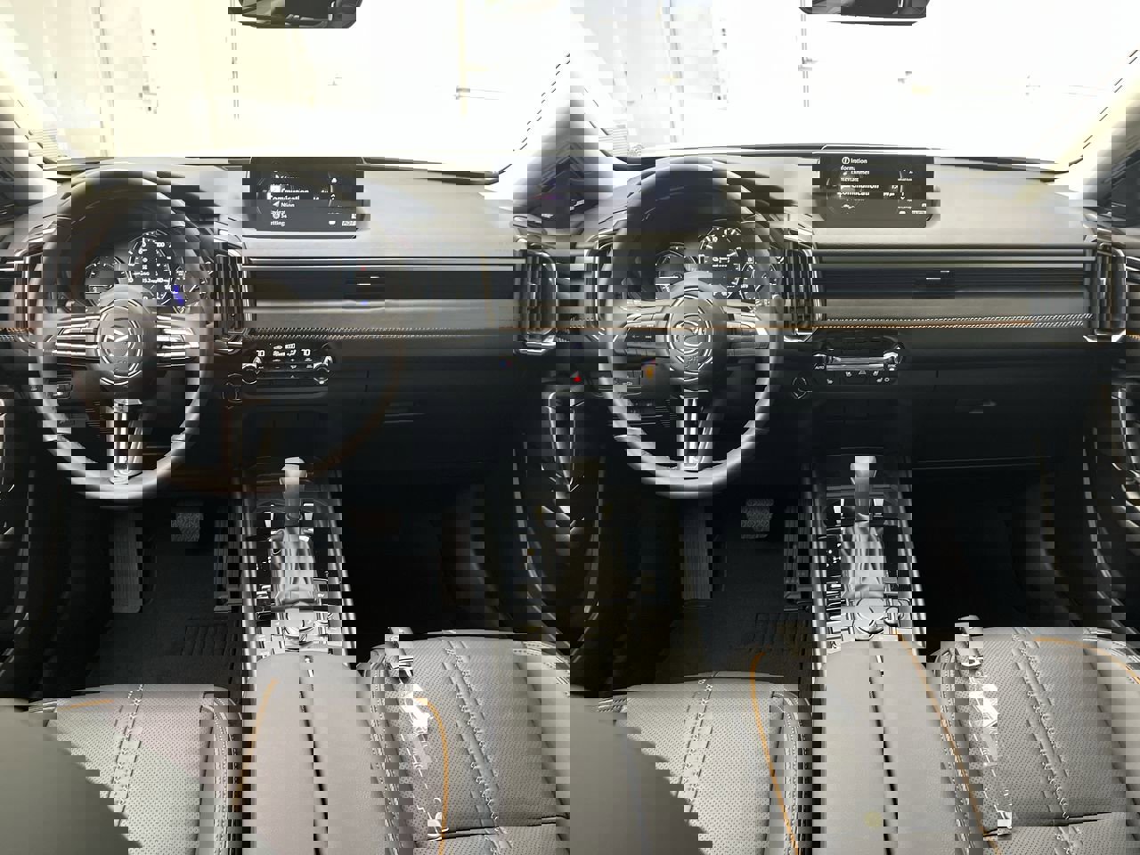 Certified 2025 MAZDA CX-50 2.5 Hybrid w/ Premium Plus Pkg image 4