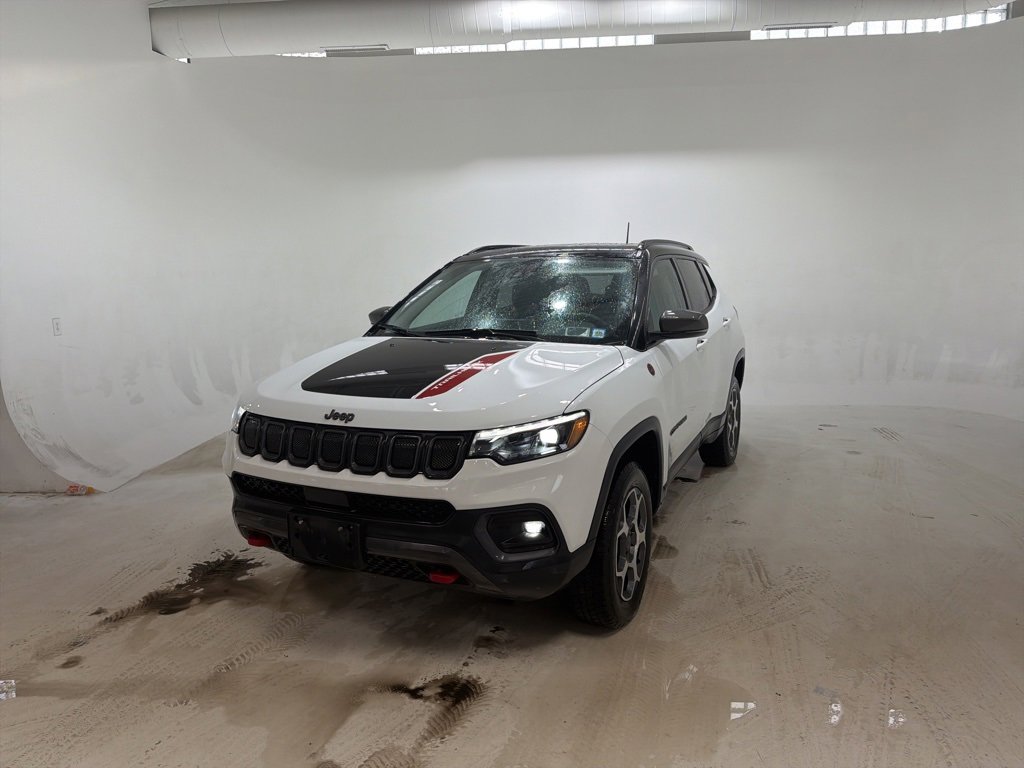 Used 2022 Jeep Compass Trailhawk w/ Trailhawk Elite Group image 1