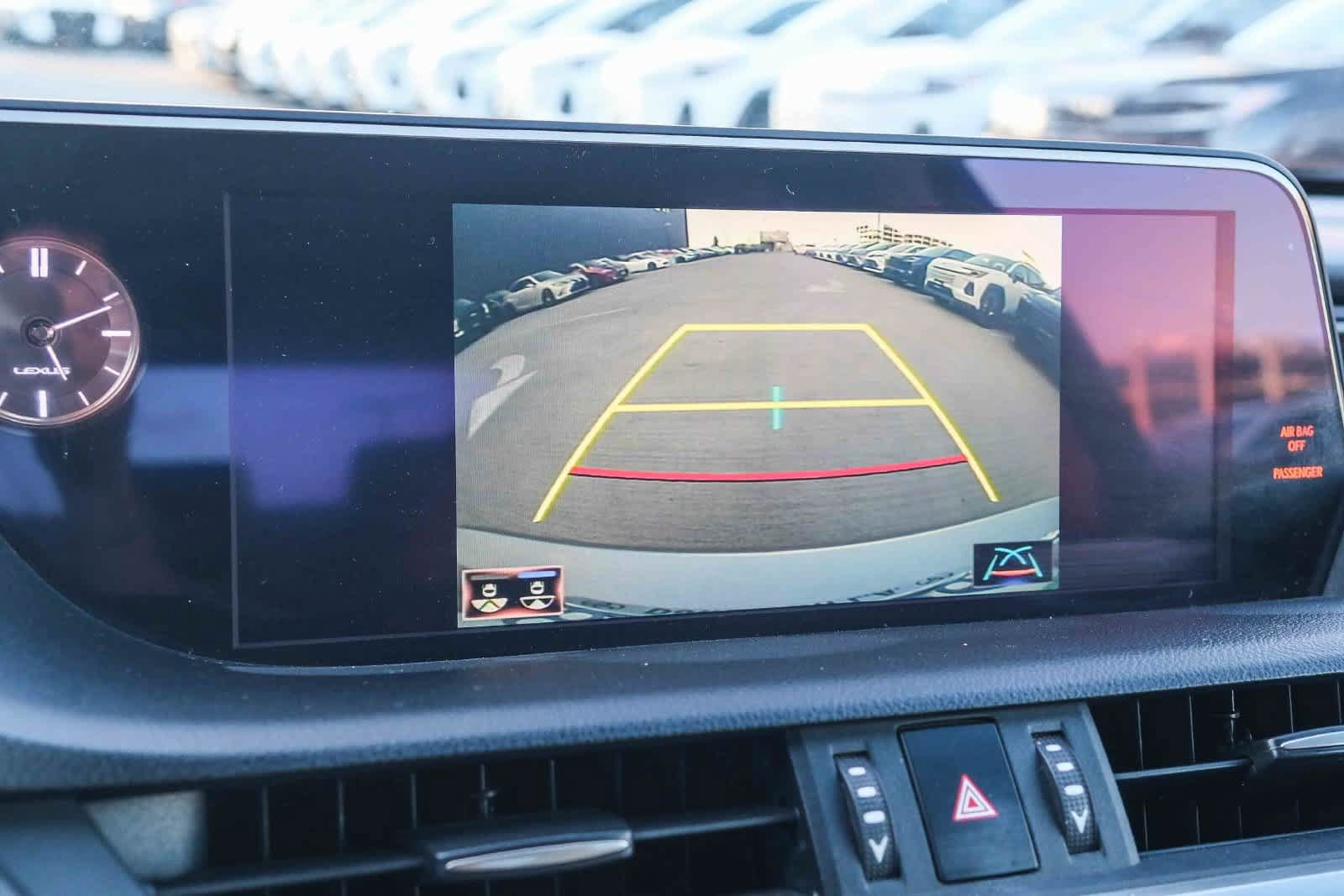 Used 2020 Lexus ES 300h w/ Premium Package FWD image 26
