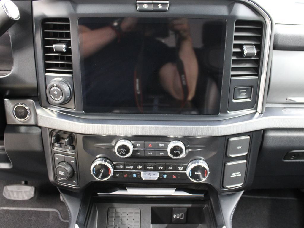 Used 2025 Ford F250 Platinum AWD/4WD image 20