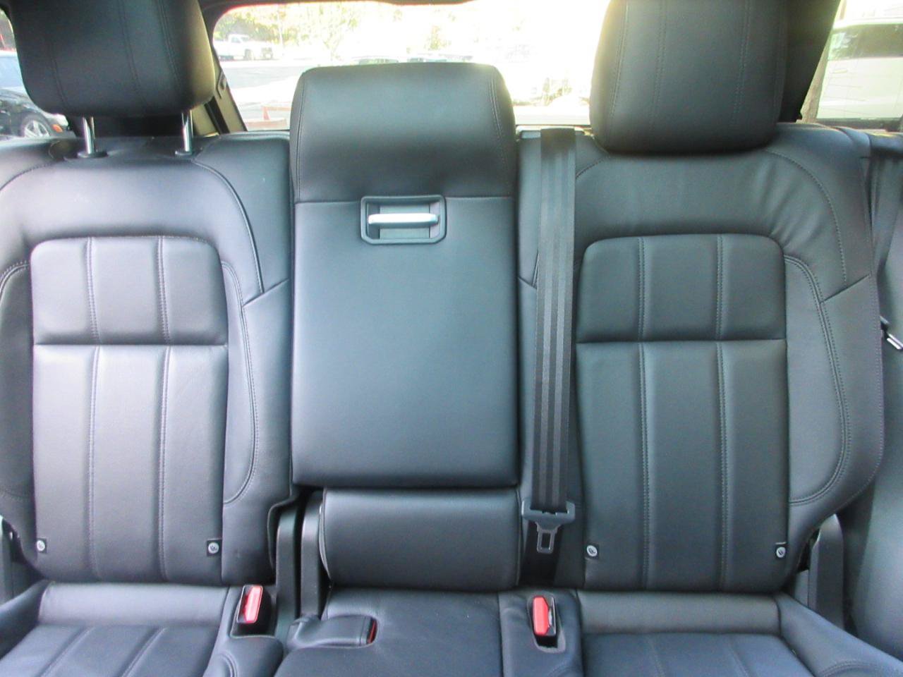 Used 2020 Land Rover Range Rover Sport SE AWD/4WD image 44