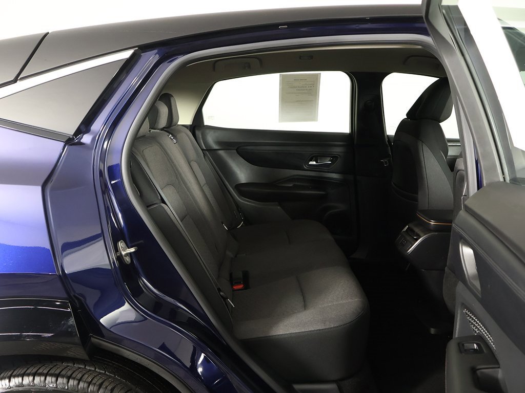 Used 2023 Nissan Ariya FWD image 30