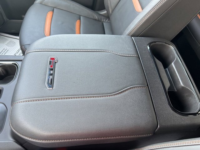 Used 2025 GMC Sierra 2500 AT4 w/ AT4 Premium Plus Package image 32