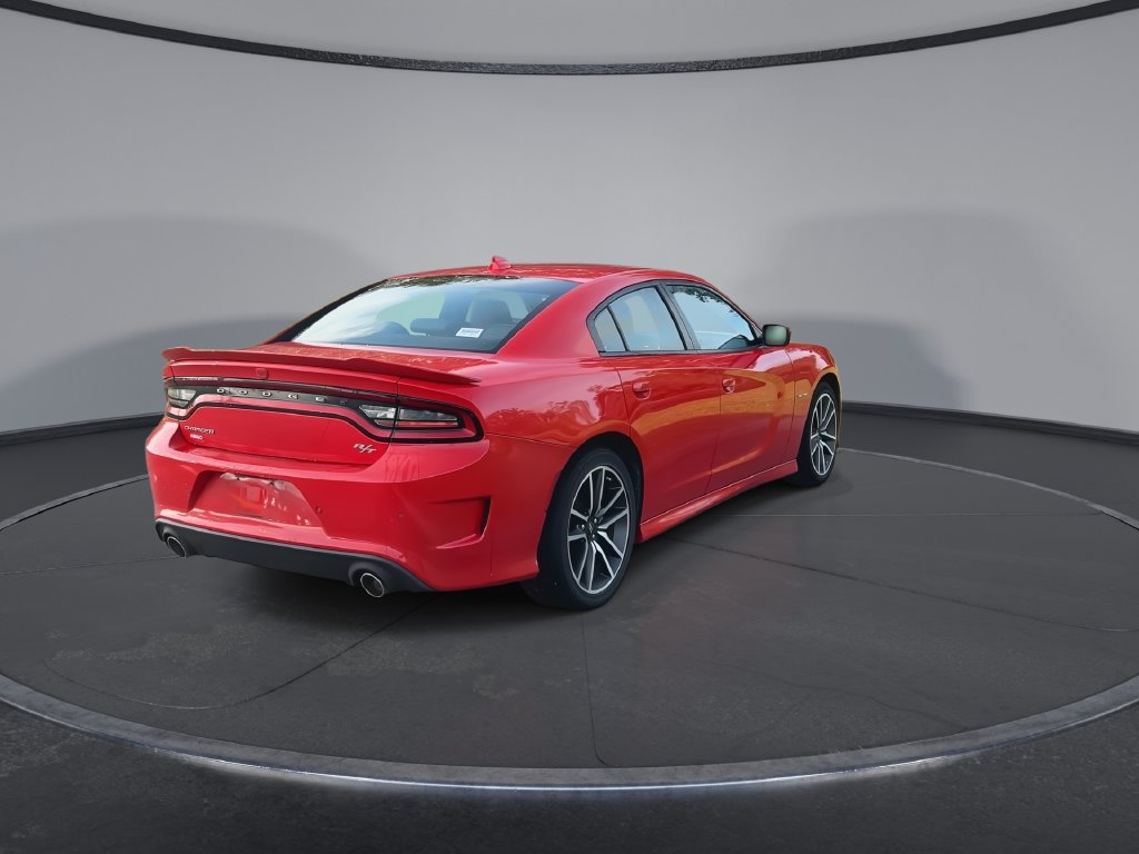 Used 2022 Dodge Charger R/T w/ Plus Group RWD image 8