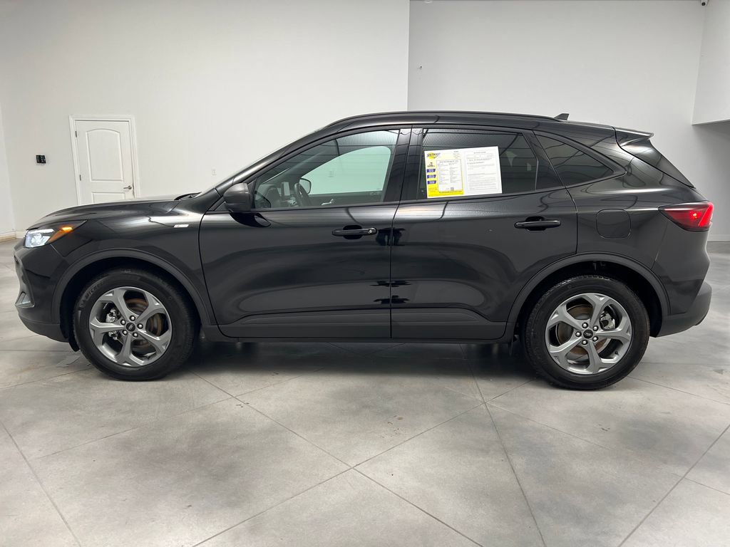 Used 2026 Ford Escape ST-Line FWD image 4