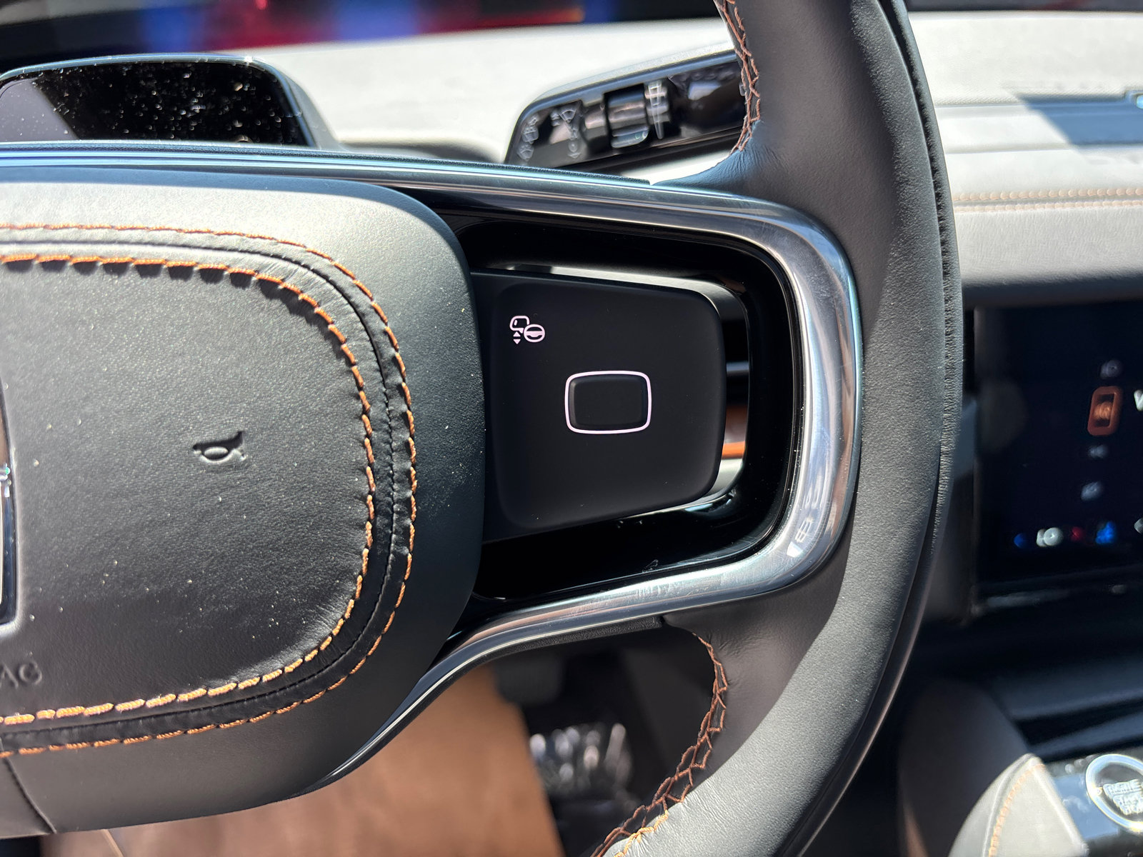 New 2026 Lincoln Navigator Black Label AWD/4WD image 17