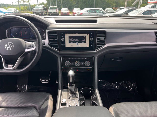 Used 2023 Volkswagen Atlas SEL Premium AWD/4WD image 18