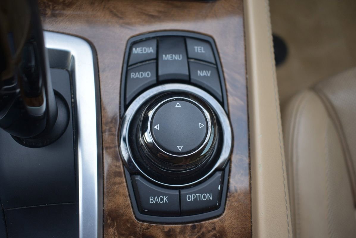 Used 2013 BMW 740Li w/ Executive Pkg image 24