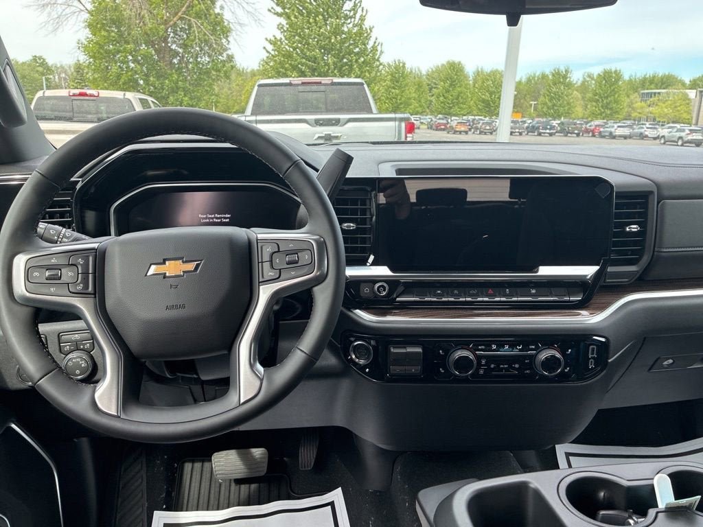 New 2026 Chevrolet Silverado 1500 LT AWD/4WD image 5