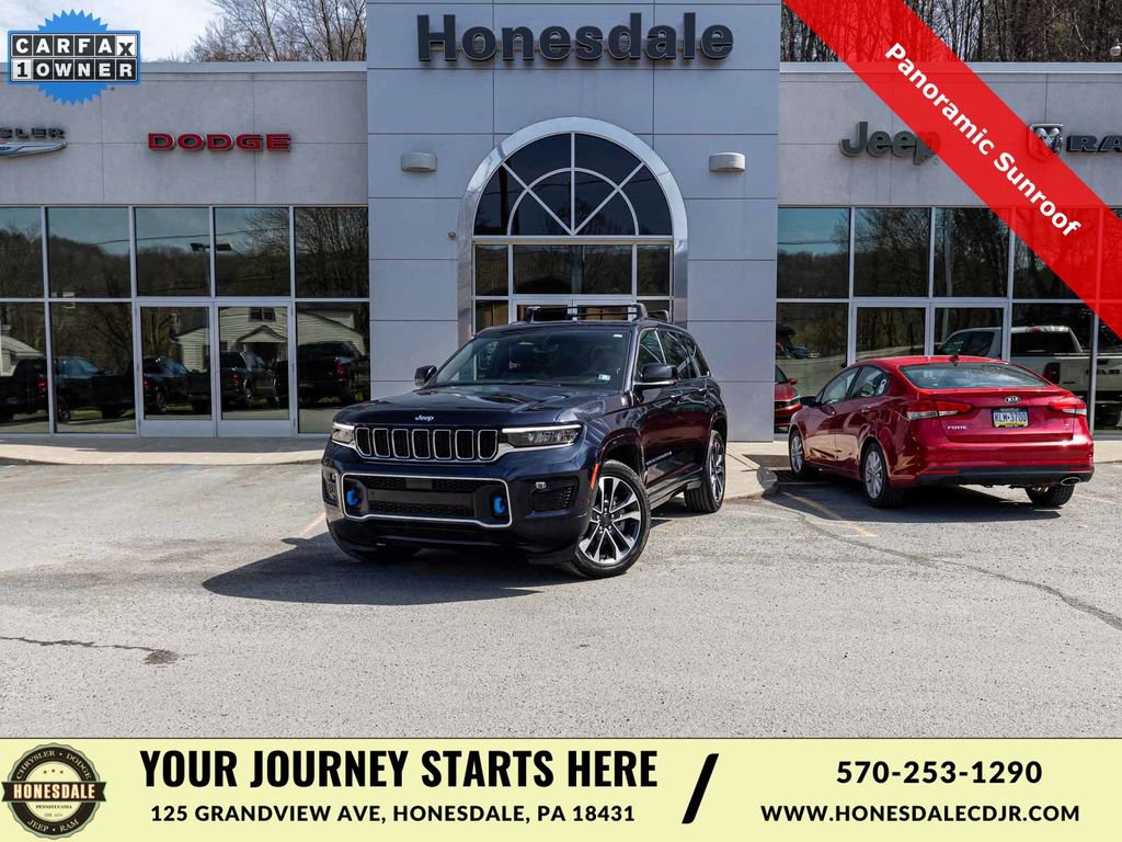 Used 2022 Jeep Grand Cherokee Overland AWD/4WD image 1