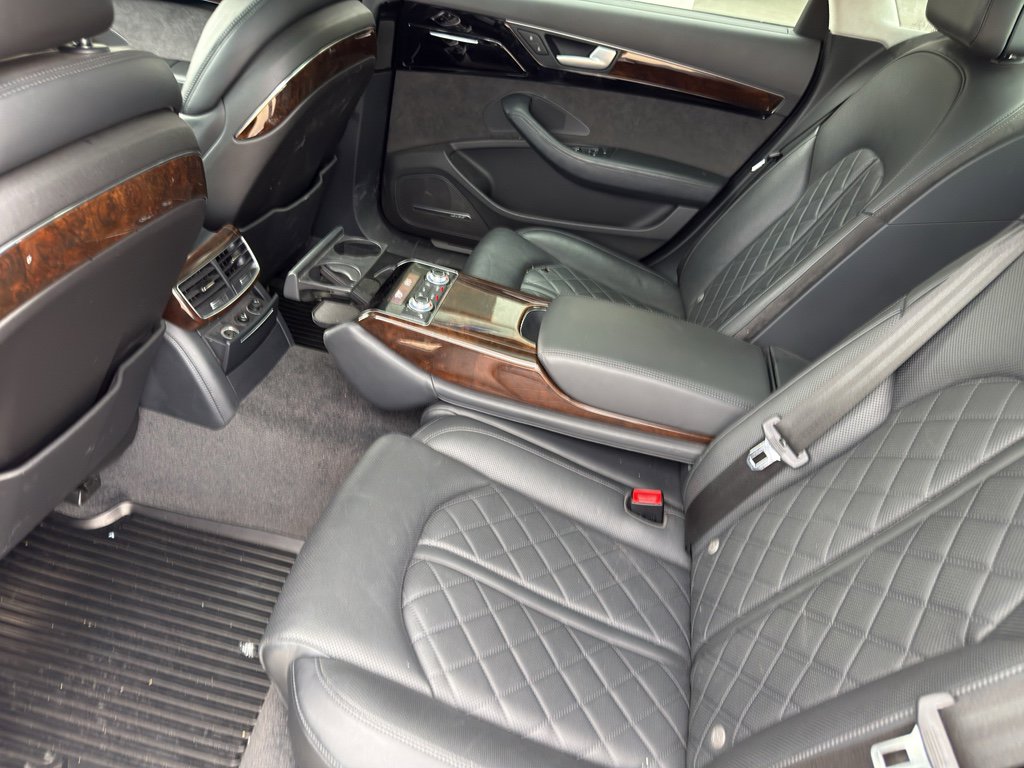 Used 2017 Audi A8 L 4.0T w/ Driver Assistance Package image 9