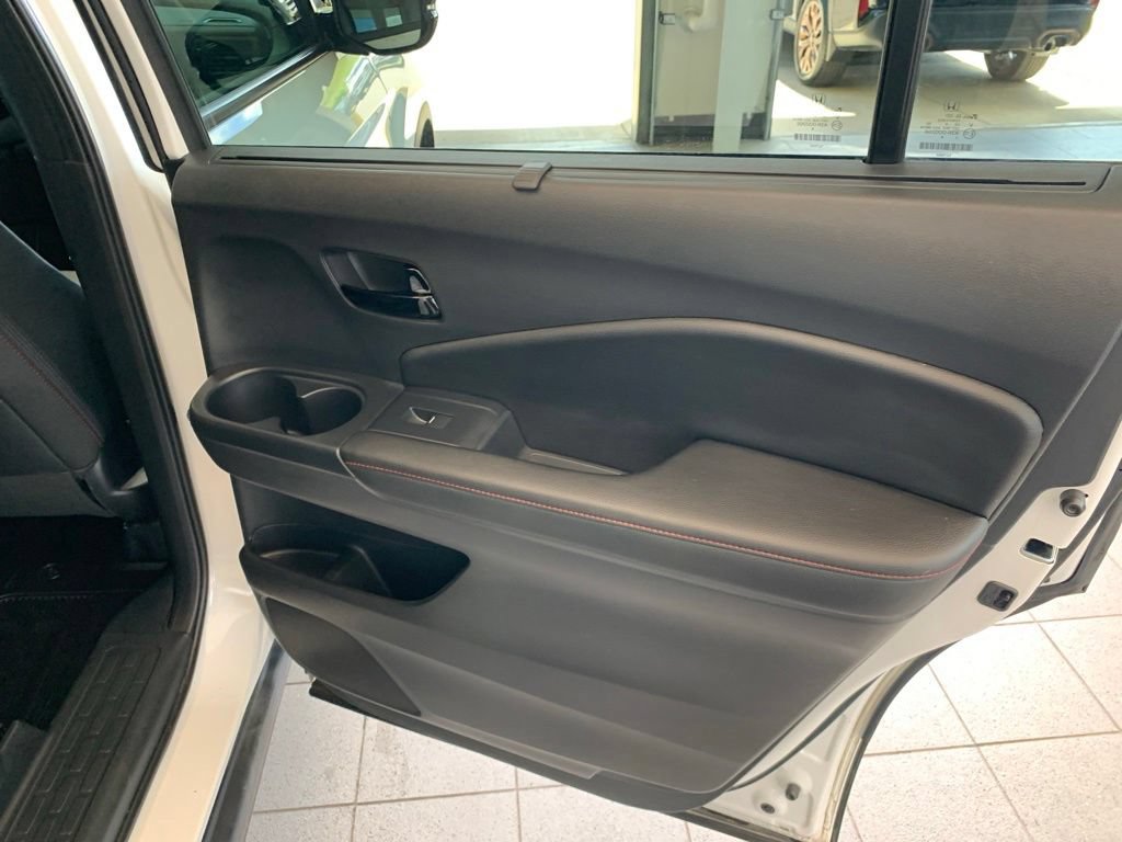 Used 2024 Honda Passport Black Edition image 19