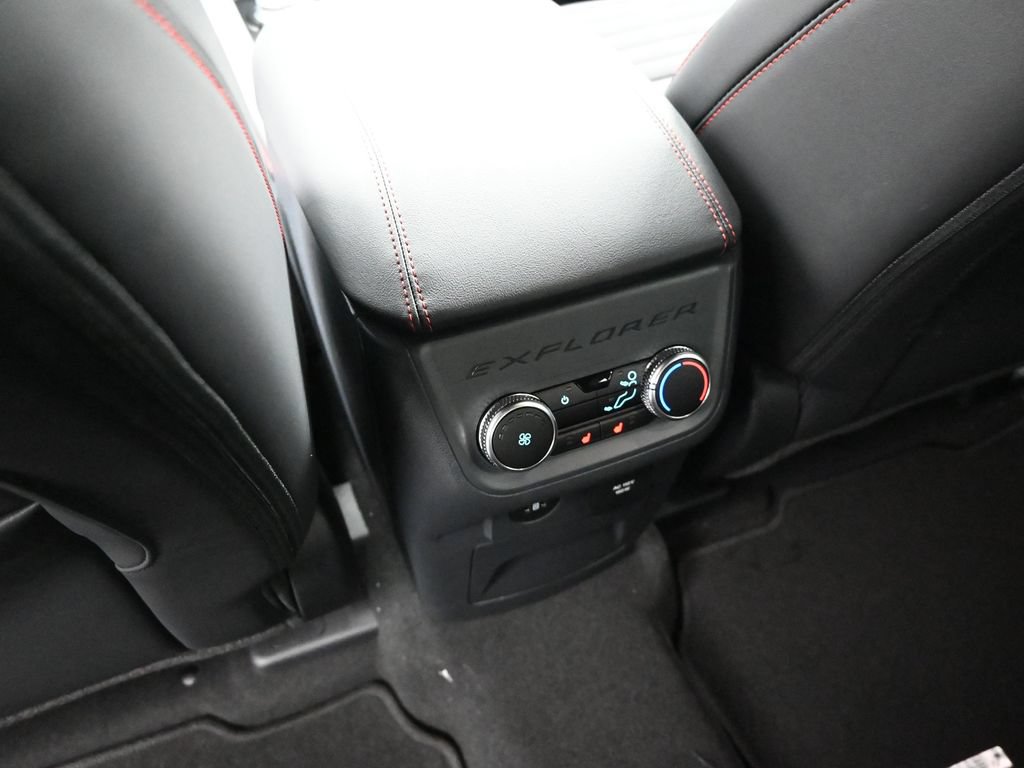 New 2026 Ford Explorer ST-Line w/ ST-Line Street Pack RWD image 20