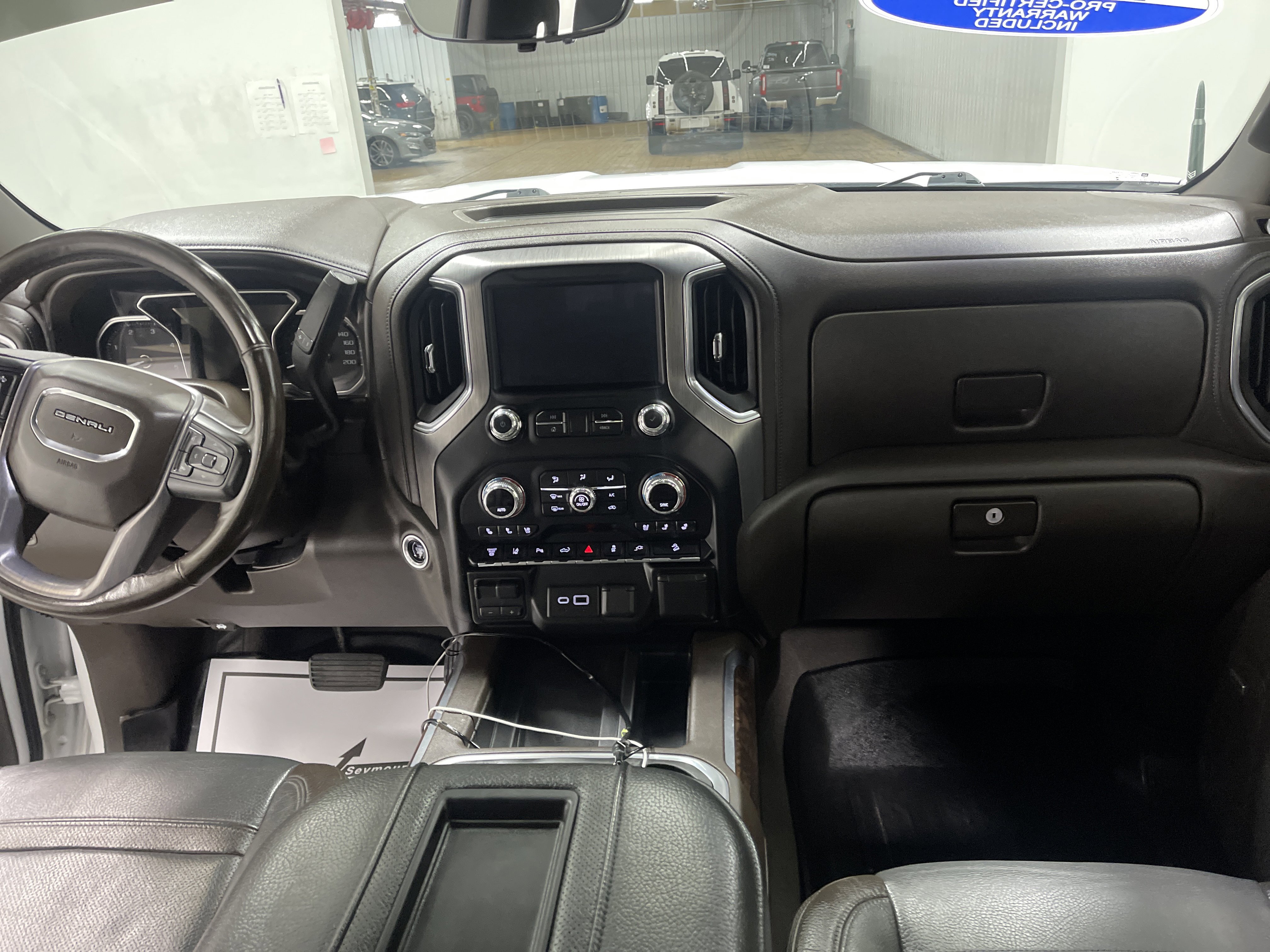 Used 2020 GMC Sierra 2500 Denali w/ Denali Ultimate Package image 21