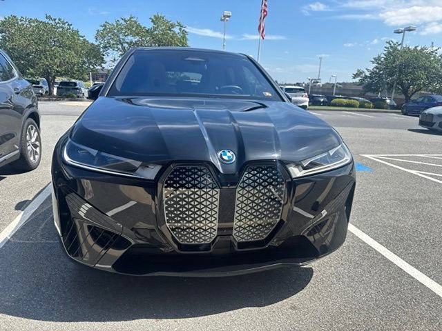 Certified 2024 BMW iX xDrive50 w/ Sport Package AWD/4WD image 6