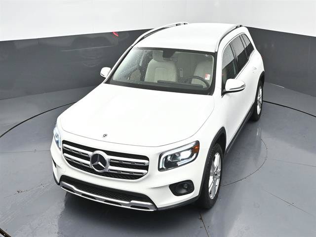 Used 2023 Mercedes-Benz GLB 250 w/ Premium Package image 35