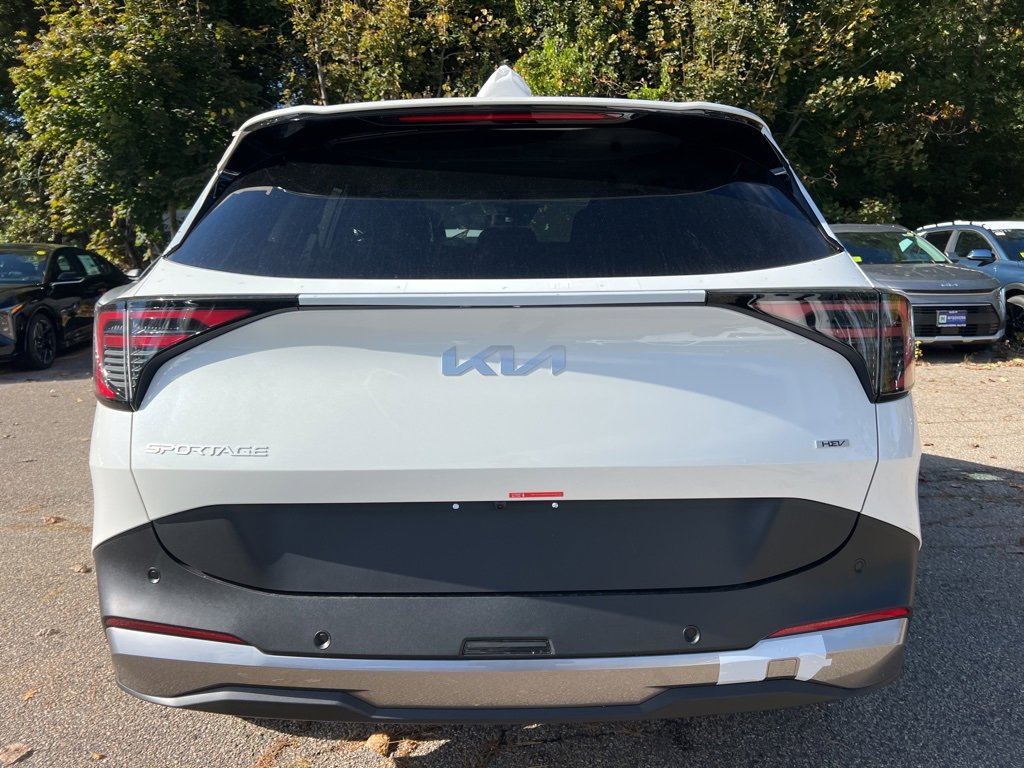 New 2026 Kia Sportage S image 3