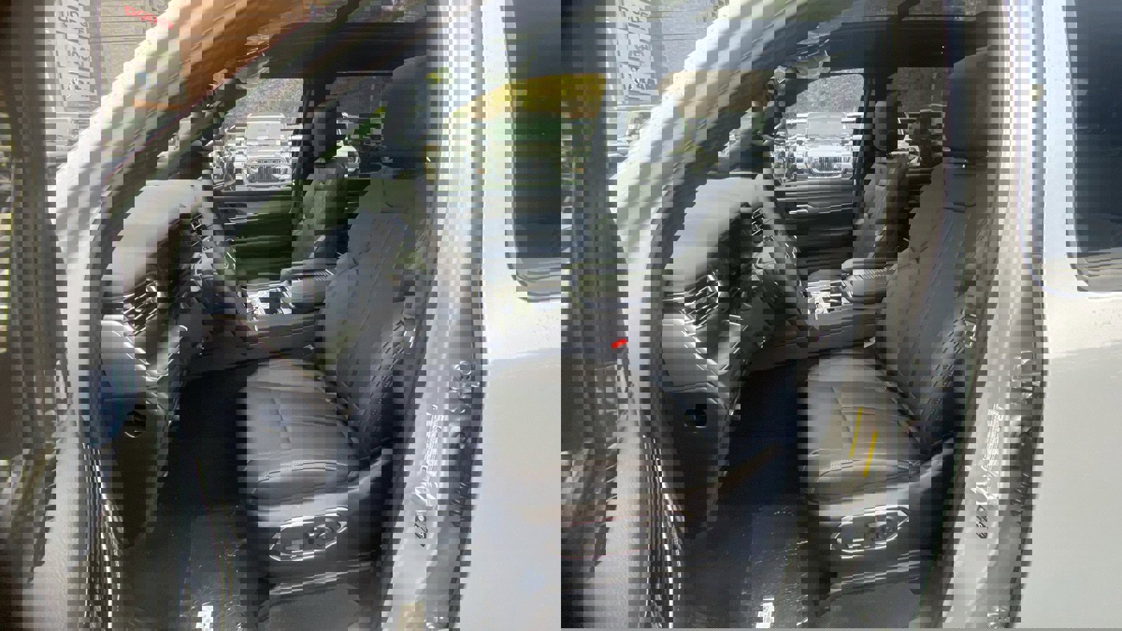 New 2025 Jeep Wagoneer Series II w/ Premium Group I image 17