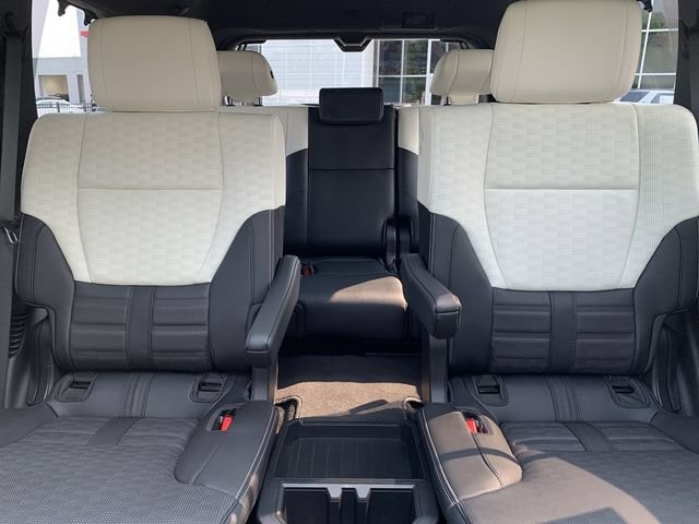 Certified 2025 Toyota Sequoia Capstone AWD/4WD image 32