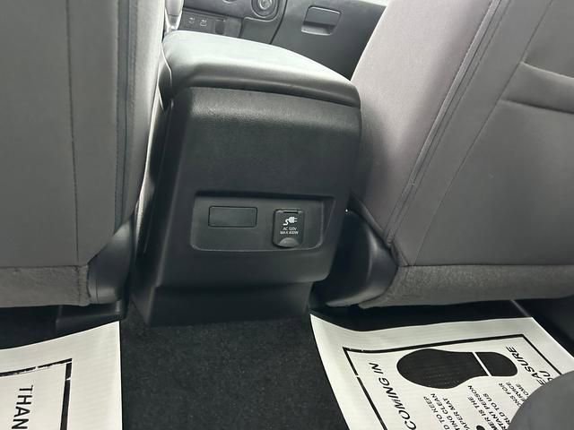 Used 2024 Nissan Frontier S w/ S Utility Package image 15