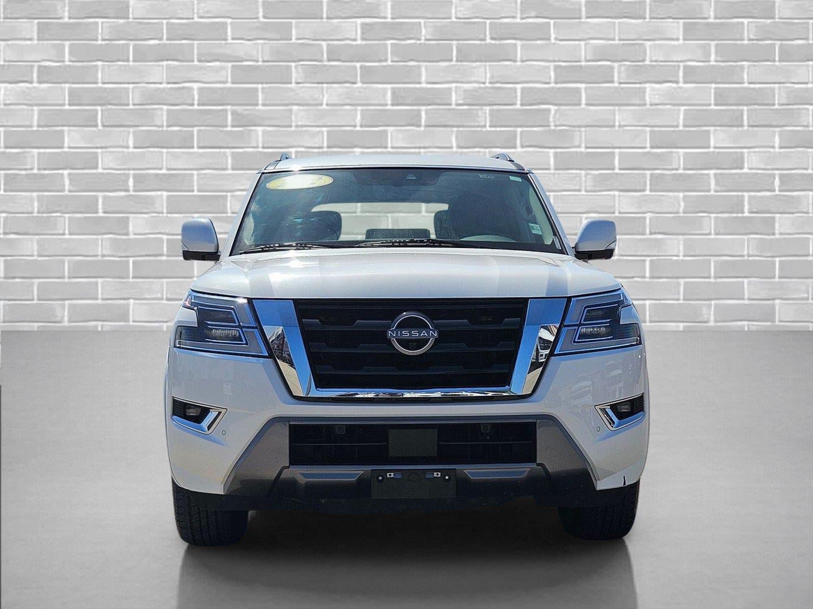 Used 2022 Nissan Armada SL w/ Captain's Chairs Package RWD image 2