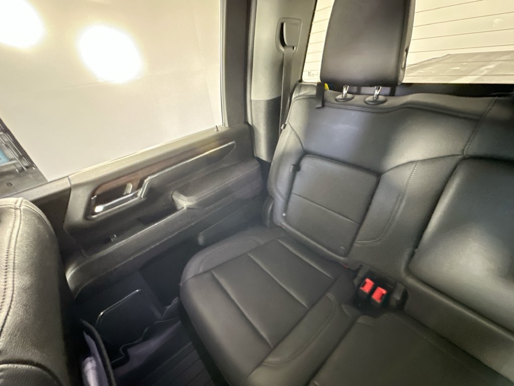 Used 2024 GMC Sierra 3500 SLT w/ SLT Convenience Package AWD/4WD image 12