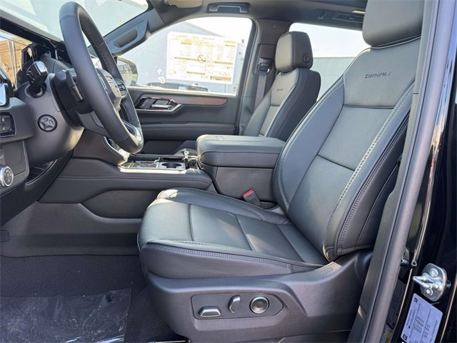 New 2026 GMC Yukon Denali image 7