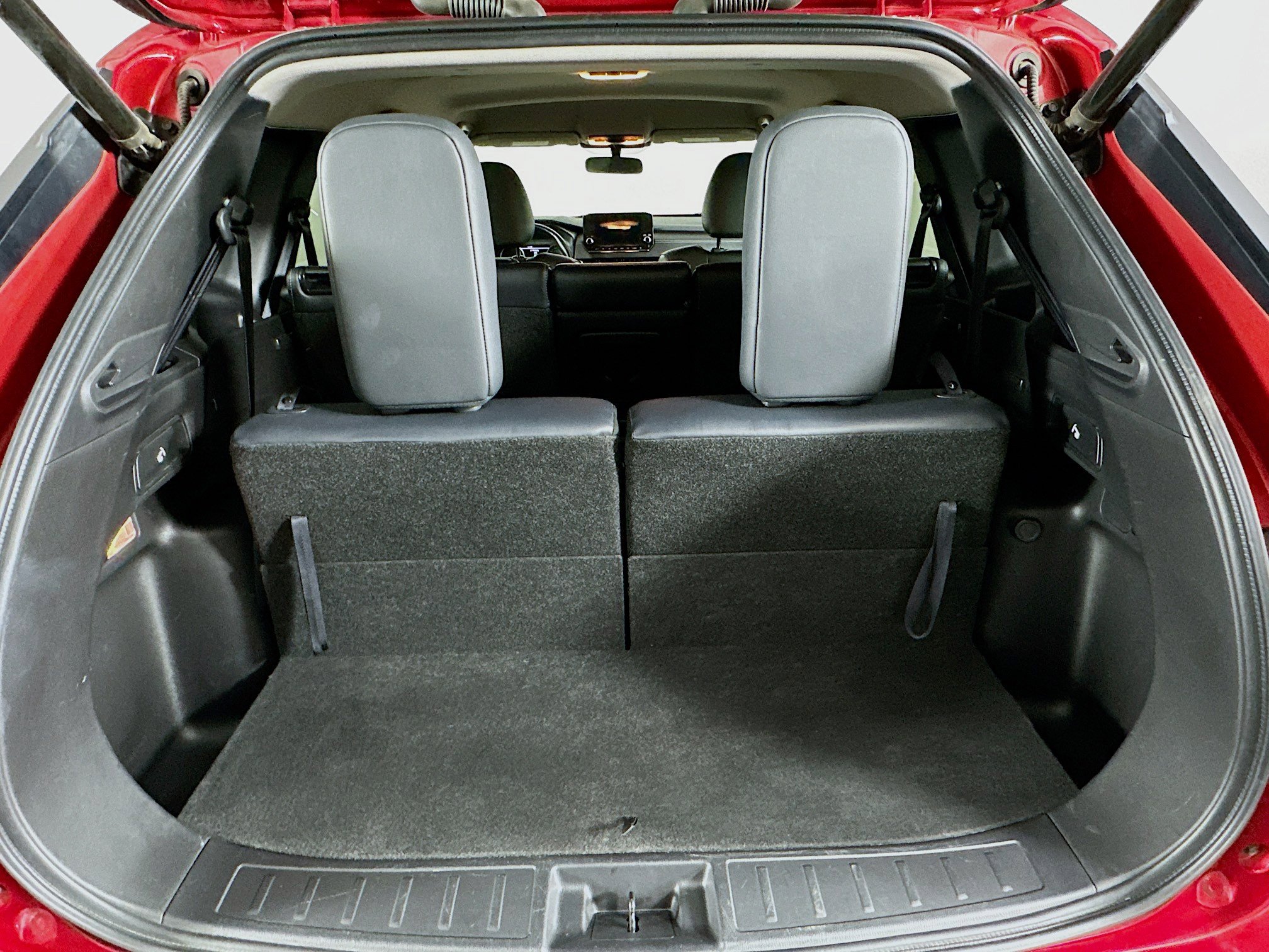 Used 2024 Mitsubishi Outlander SE image 30