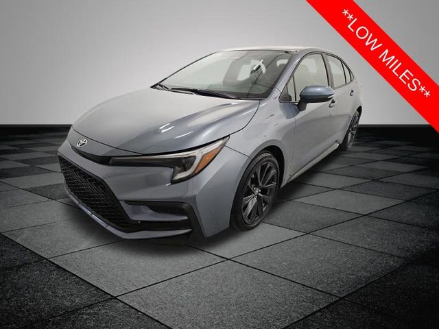 Certified 2024 Toyota Corolla SE w/ SE Premium Package FWD image 3