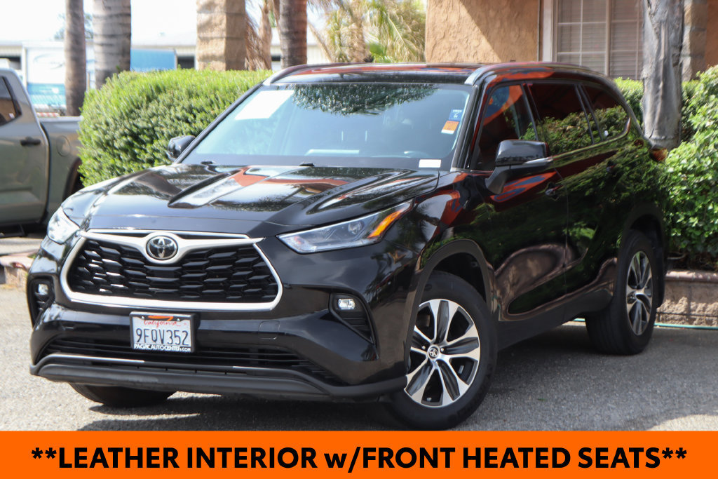 Used 2021 Toyota Highlander XLE AWD/4WD image 4
